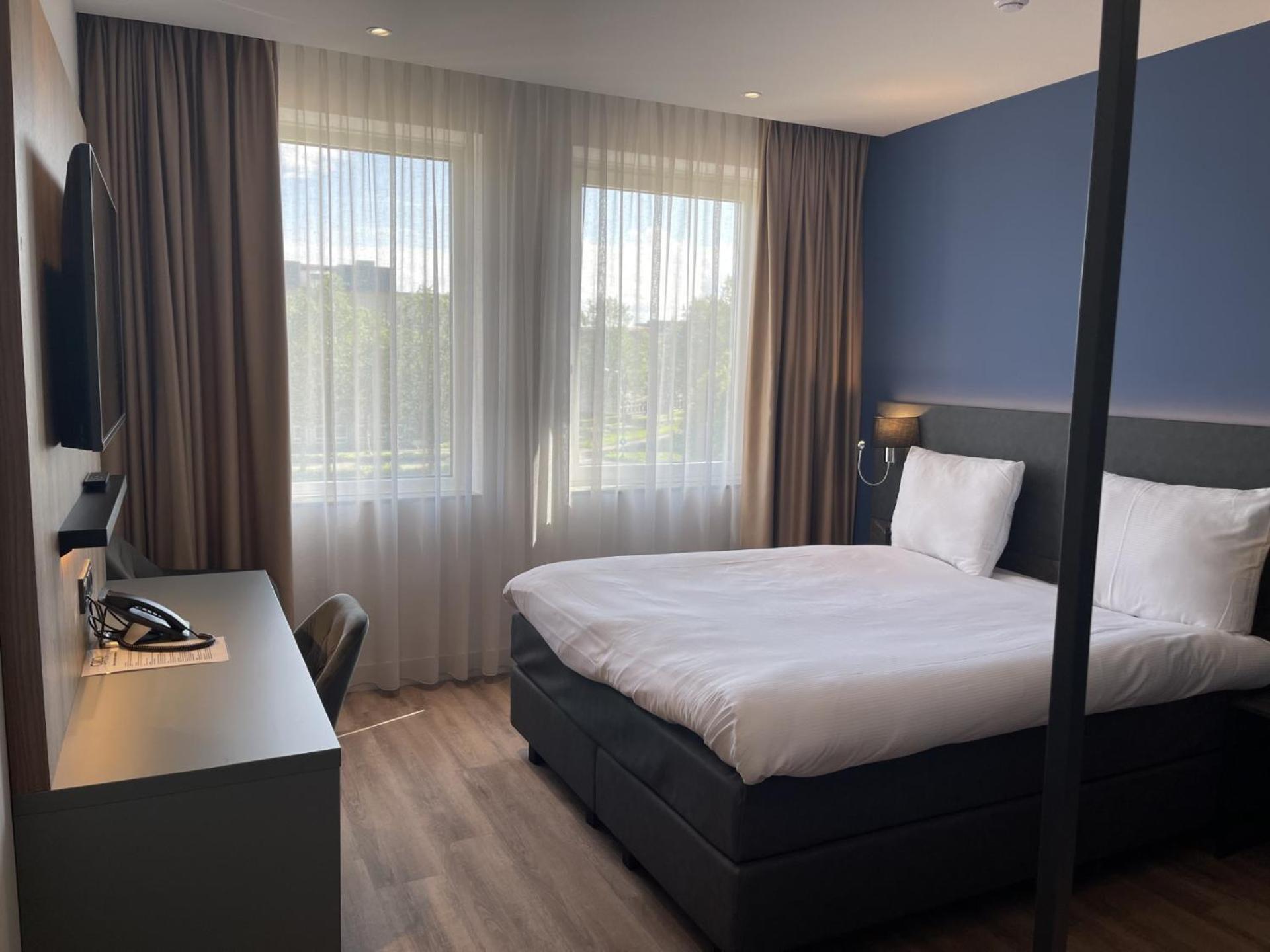 Ozo Hotels Antares Airport Hoofddorp Esterno foto