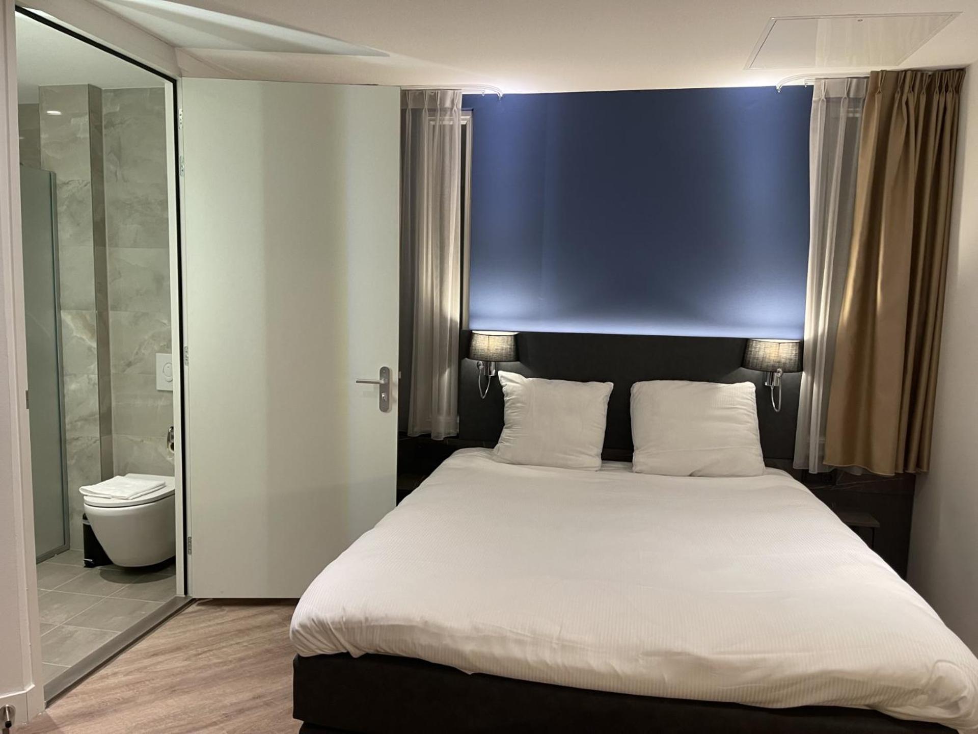 Ozo Hotels Antares Airport Hoofddorp Esterno foto