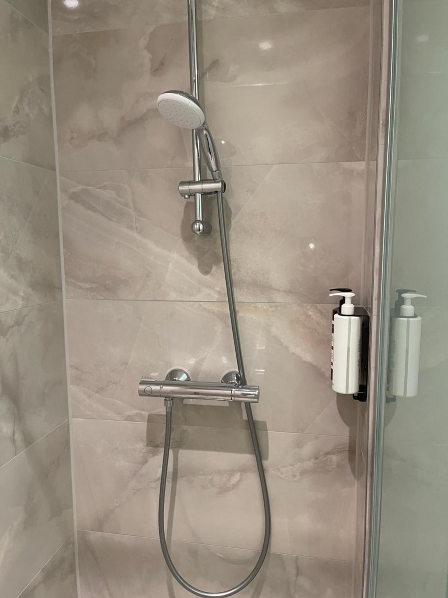 Ozo Hotels Antares Airport Hoofddorp Esterno foto